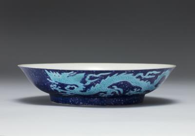 图片[3]-Dish with dragon decor in turquoise blue glaze on cobalt blue ground, Ming dynasty (1368-1644)-China Archive